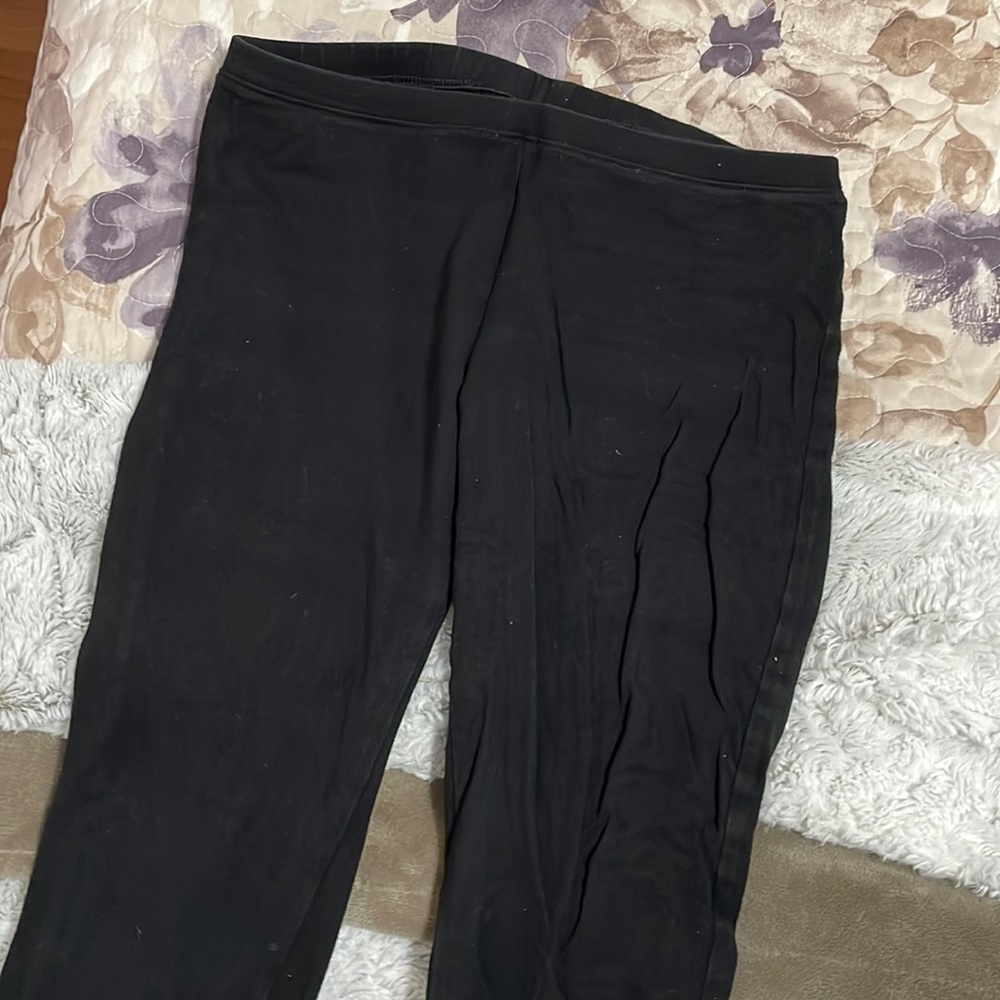 Hue Black Leggings